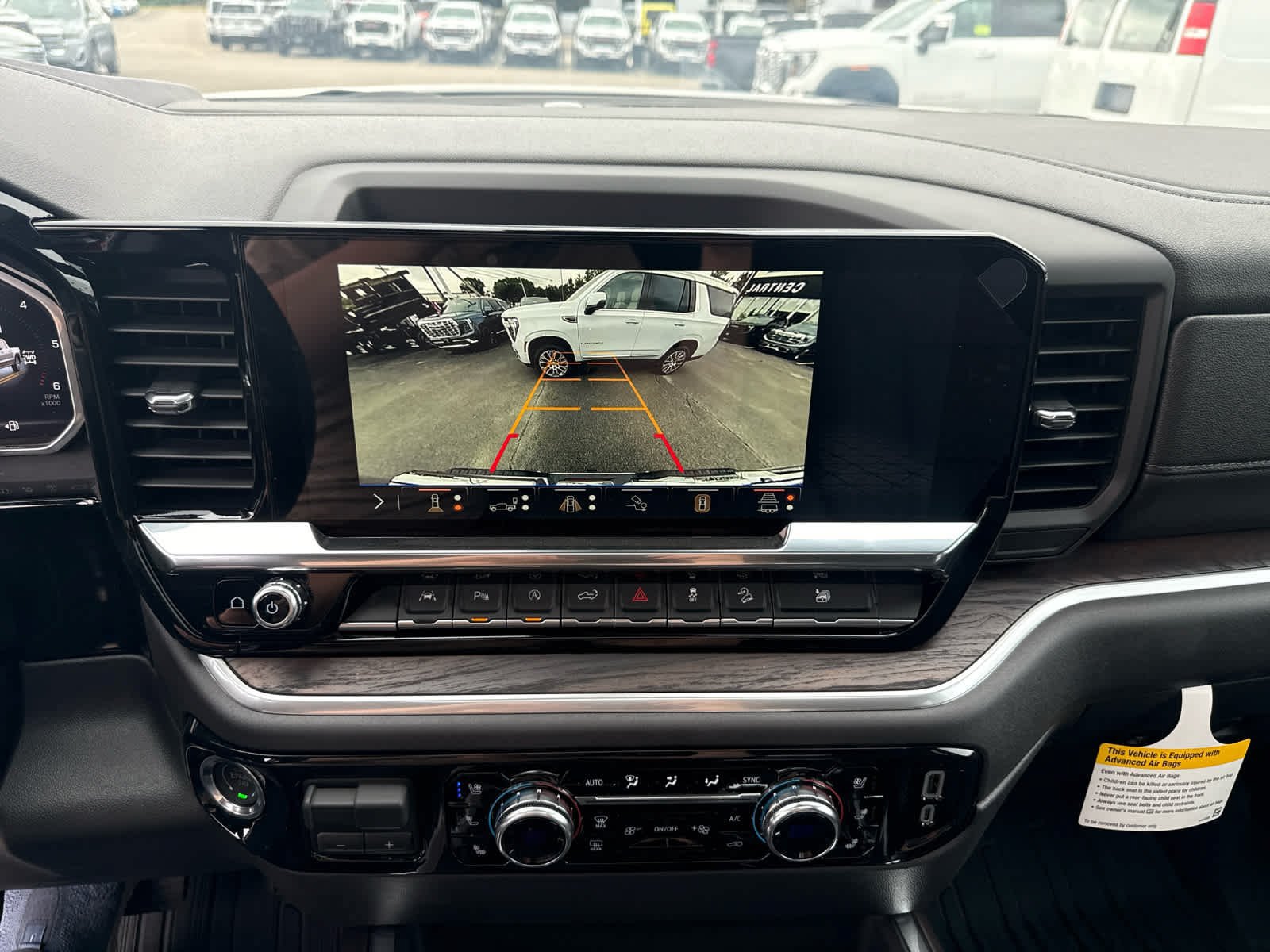 New 2026 GMC Sierra 1500 SLT w/ SLT Premium Plus Package AWD/4WD image 17