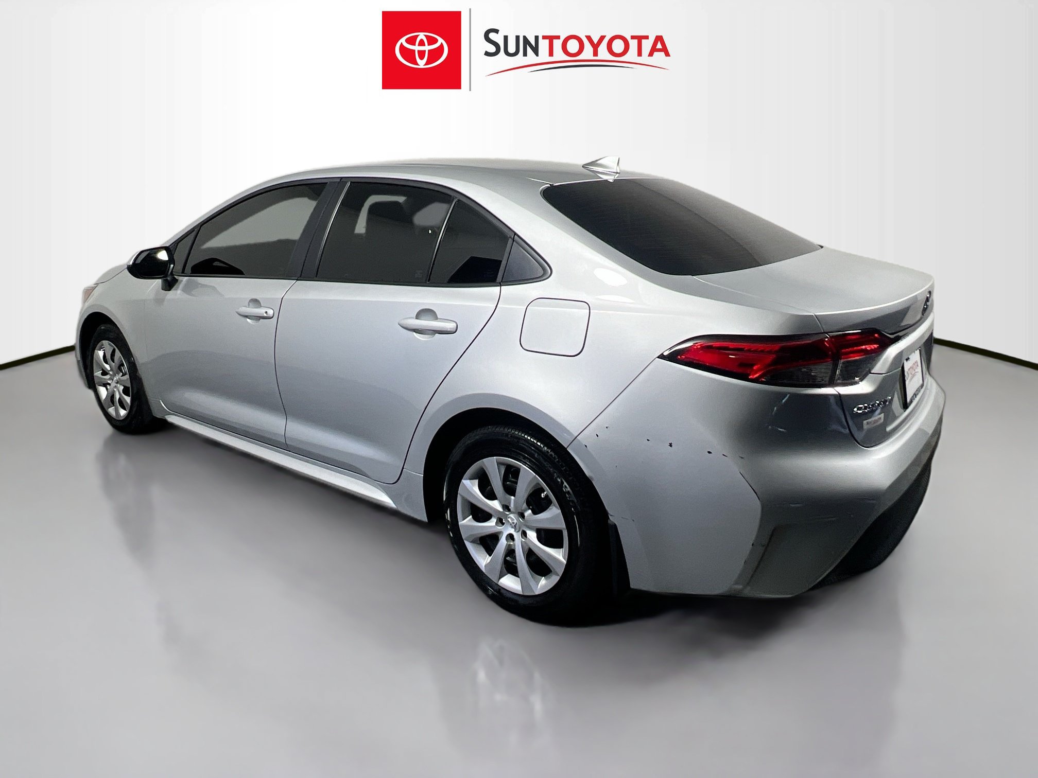 Used 2026 Toyota Corolla LE FWD image 6