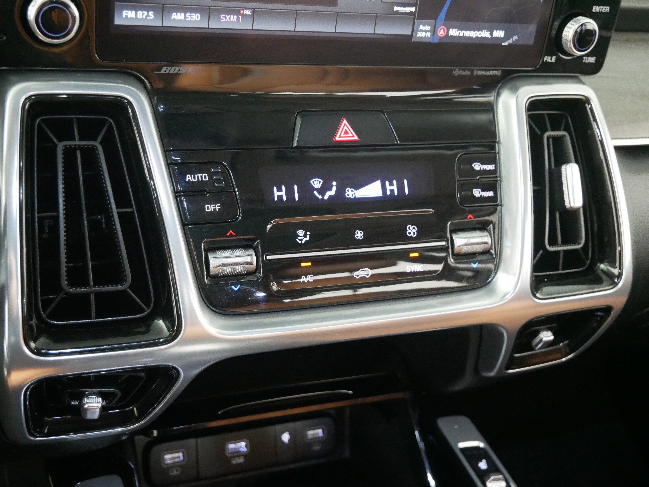 Used 2022 Kia Sorento SX Prestige w/ Rust Color Package image 23