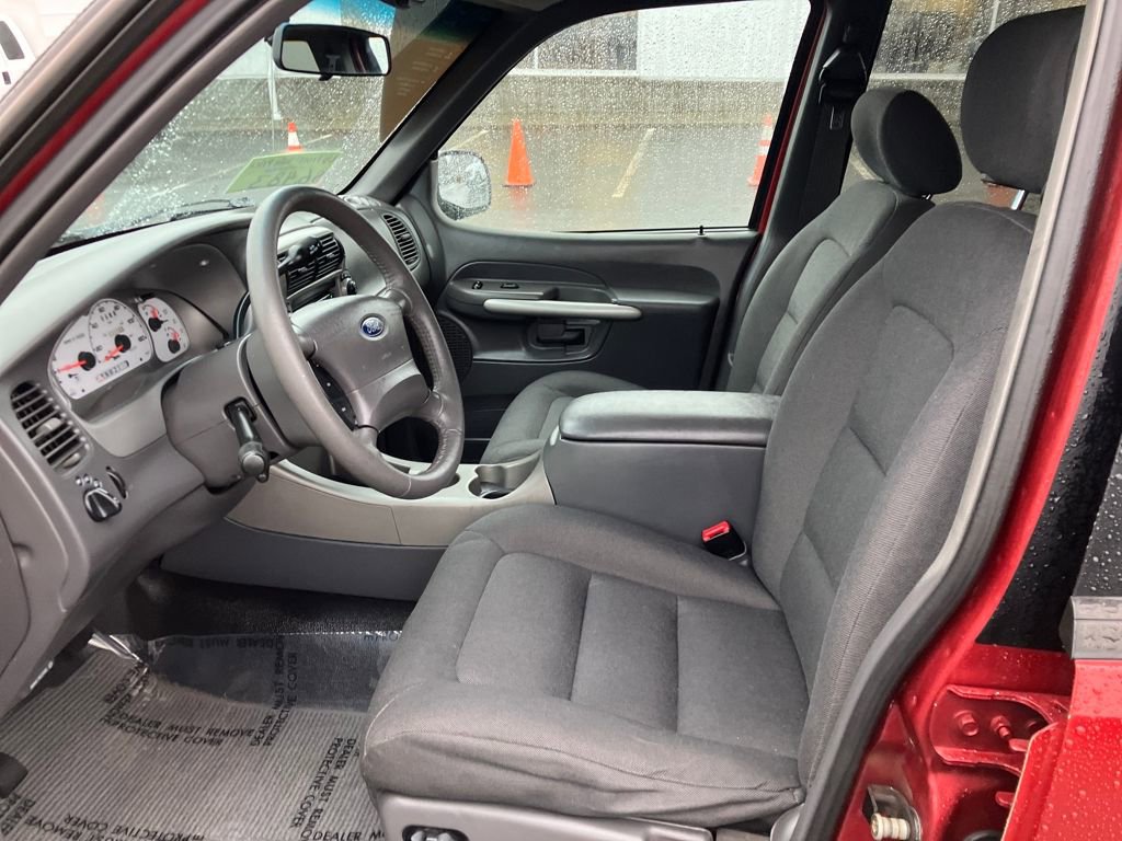 Used 2002 Ford Explorer Sport Trac Base image 5