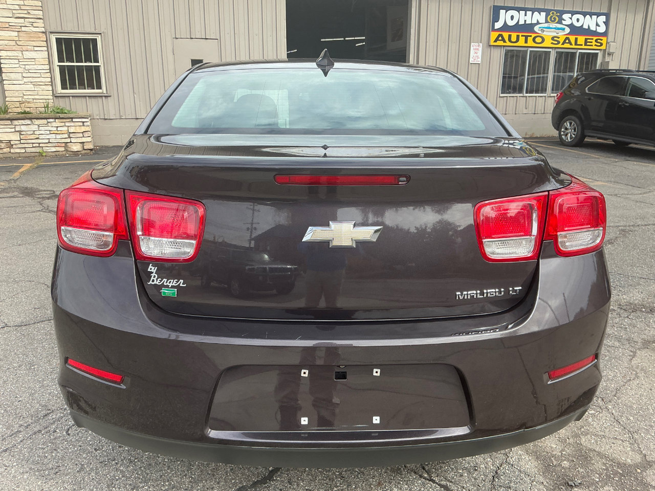 Used 2015 Chevrolet Malibu LT w/ Power Convenience Package image 4