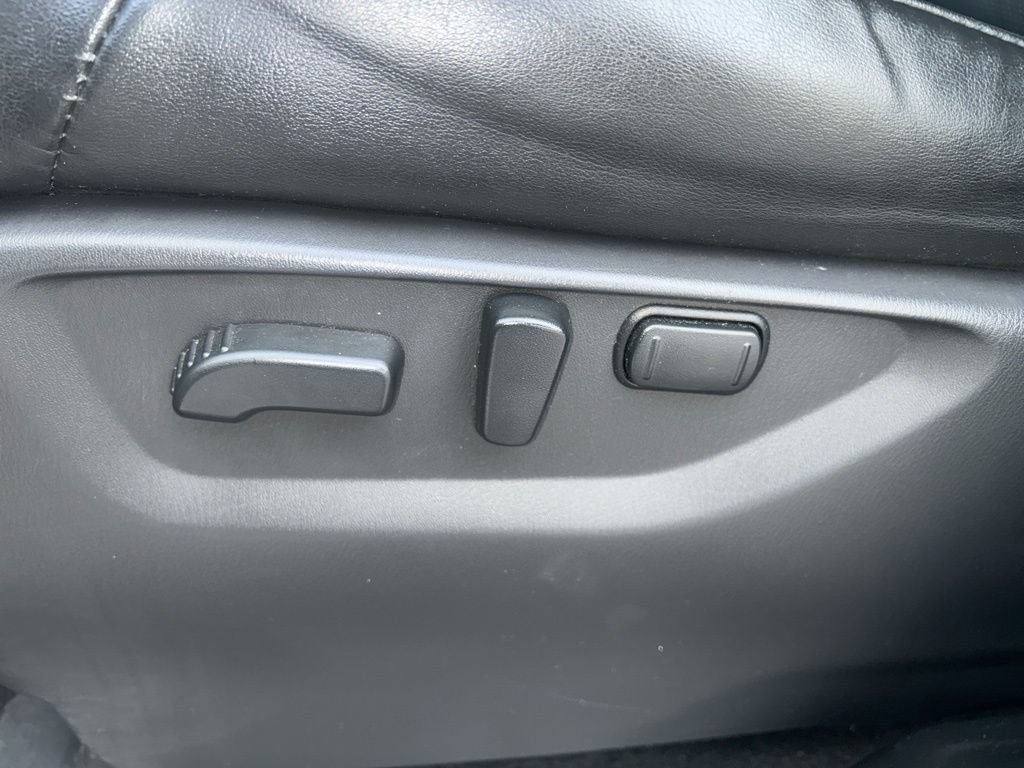 Used 2021 Nissan Armada SL w/ Captain's Chairs Package image 20