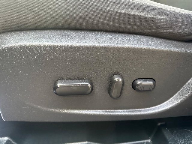 Certified 2018 Ford Escape SE w/ Ford Safe & Smart Package FWD image 12