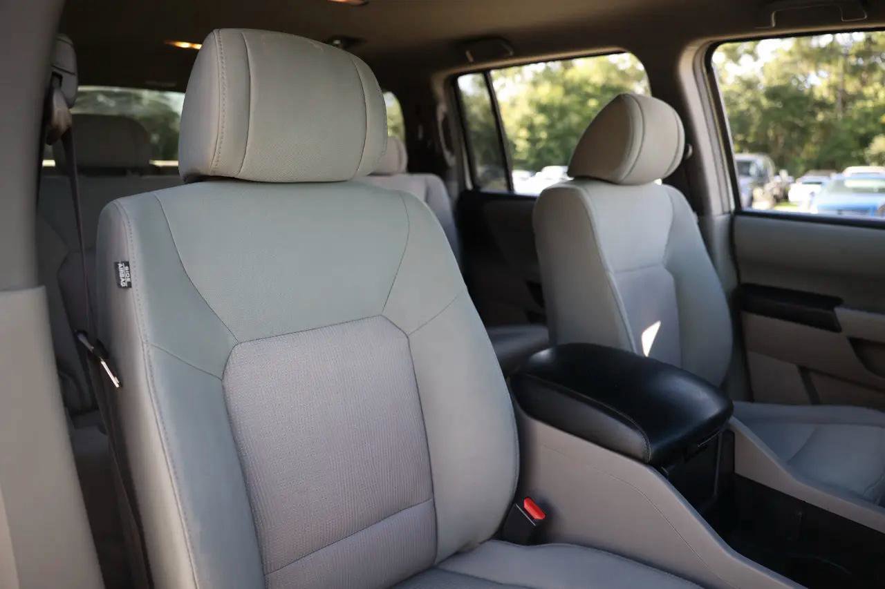Used 2011 Honda Pilot EX image 16