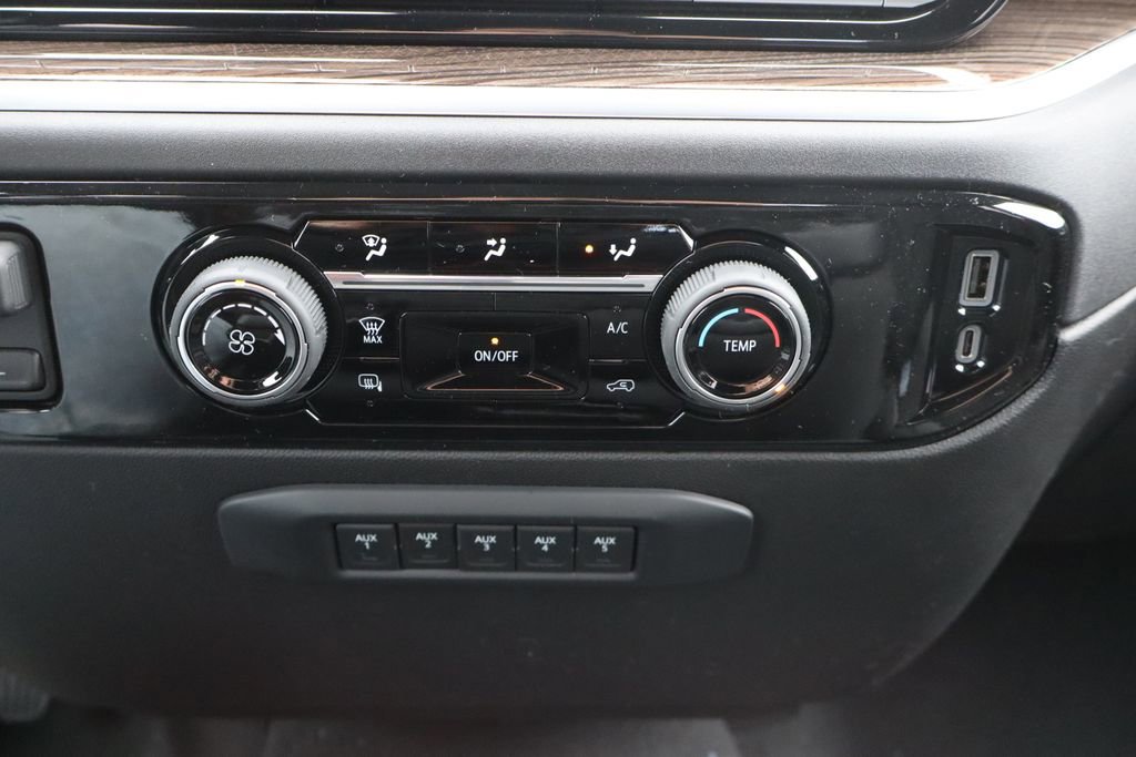 New 2026 Chevrolet Silverado 3500 LT image 12