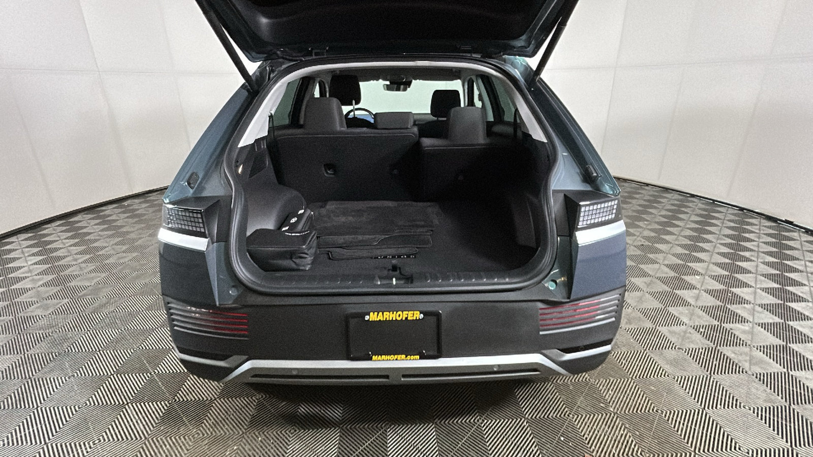 Used 2024 Hyundai Ioniq 5 SEL AWD/4WD image 34