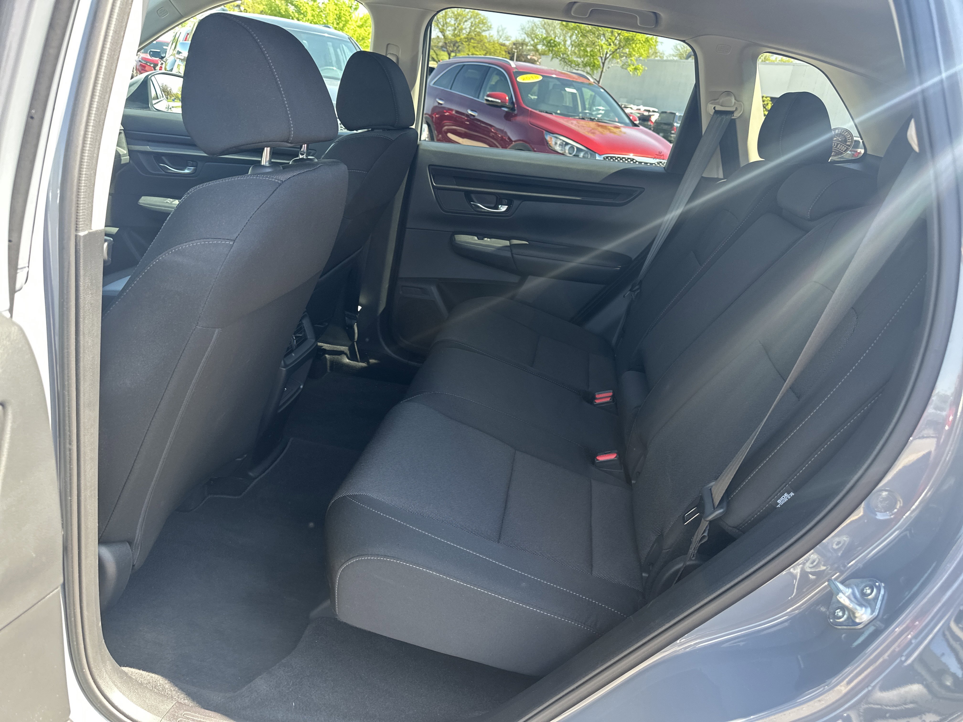 Used 2025 Honda CR-V EX image 14