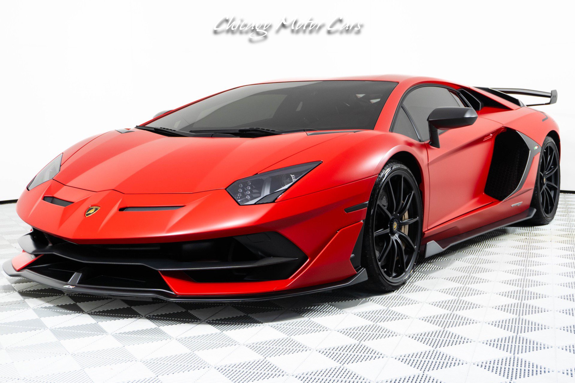 Used 2019 Lamborghini Aventador SVJ AWD/4WD image 8