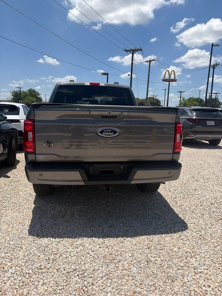 Used 2022 Ford F150 XLT w/ Equipment Group 302A High RWD image 4