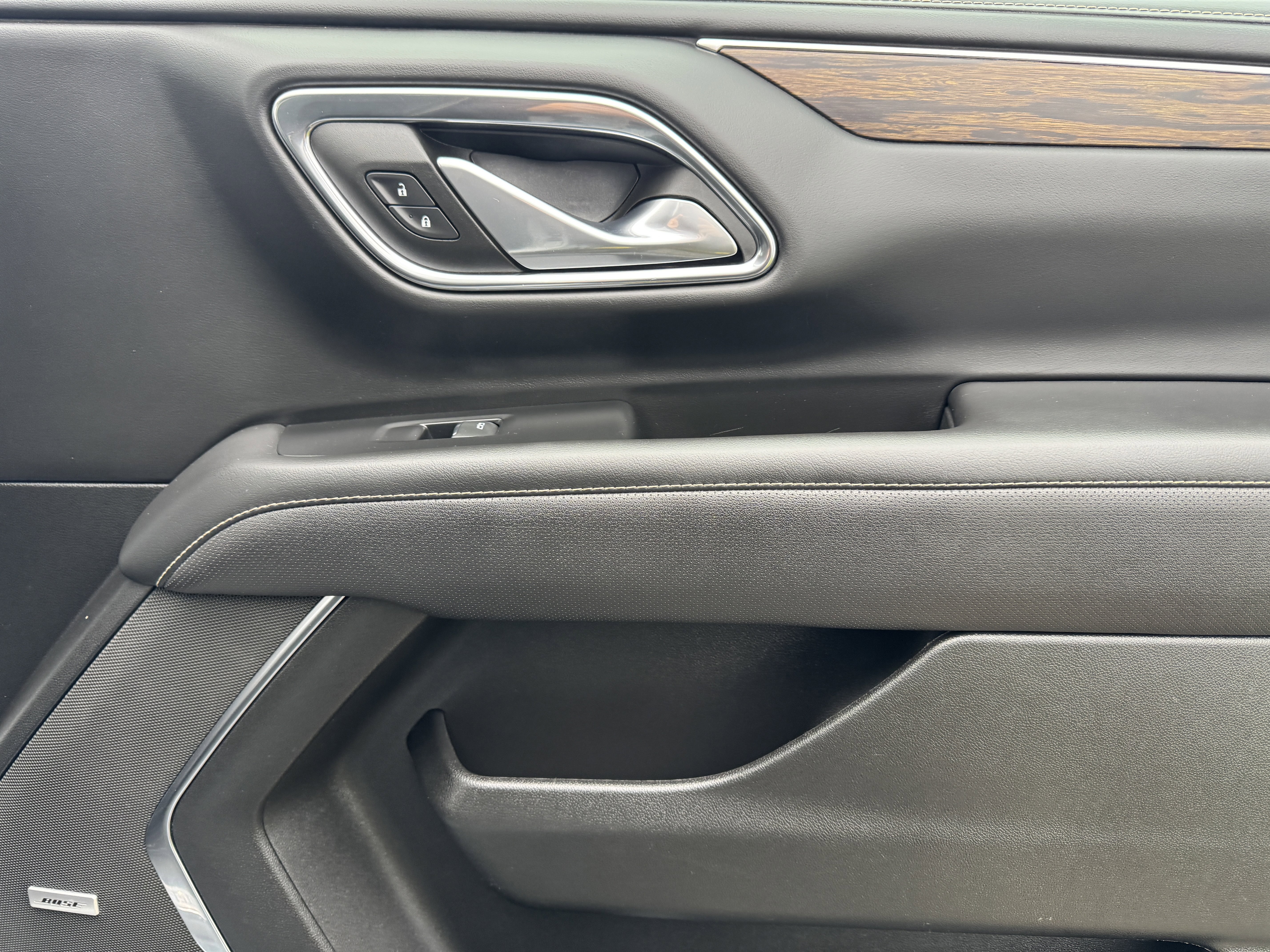 Certified 2023 Chevrolet Suburban Premier image 26