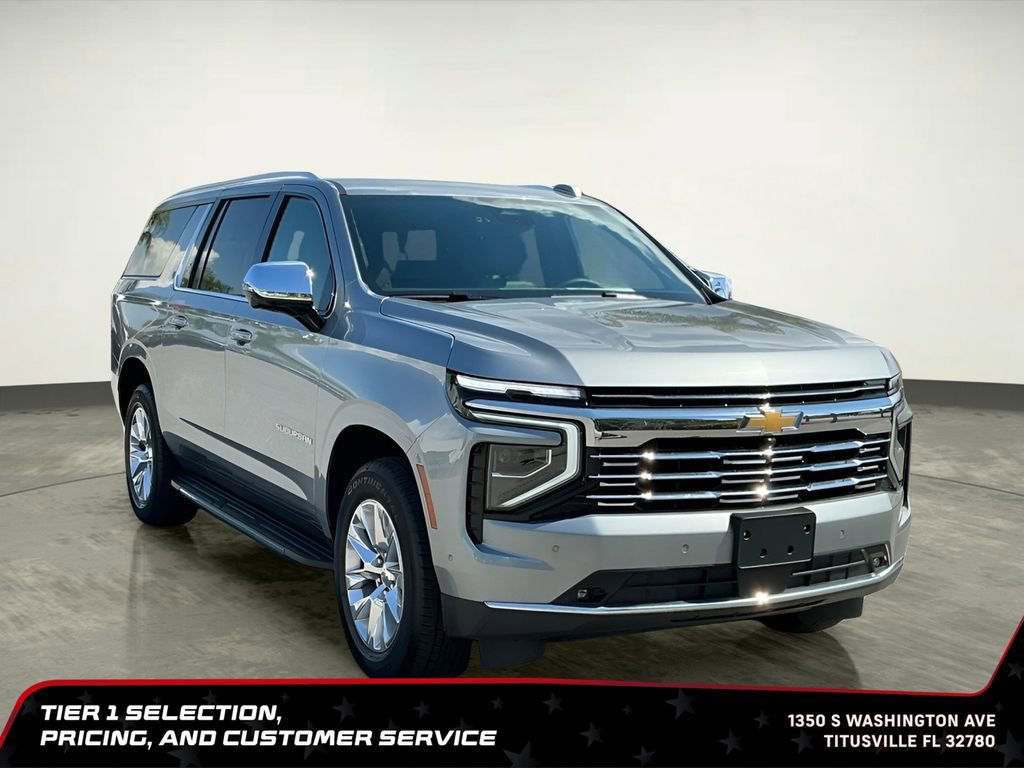 Used 2025 Chevrolet Suburban Premier RWD image 11