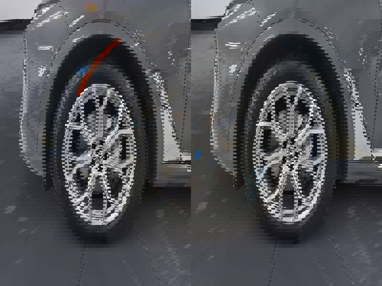 Used 2025 BMW X7 xDrive40i image 32