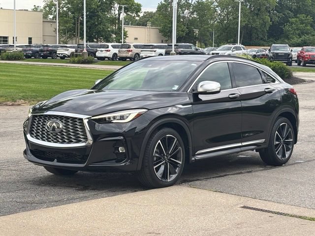 Used 2023 INFINITI QX55 Sensory w/ Lighting Package AWD/4WD image 9