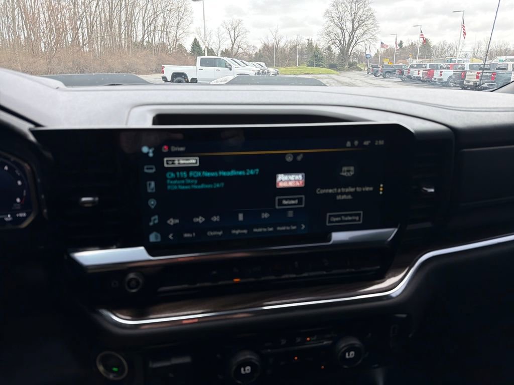 Used 2024 Chevrolet Silverado 1500 LT Trail Boss w/ Convenience Package II AWD/4WD image 22