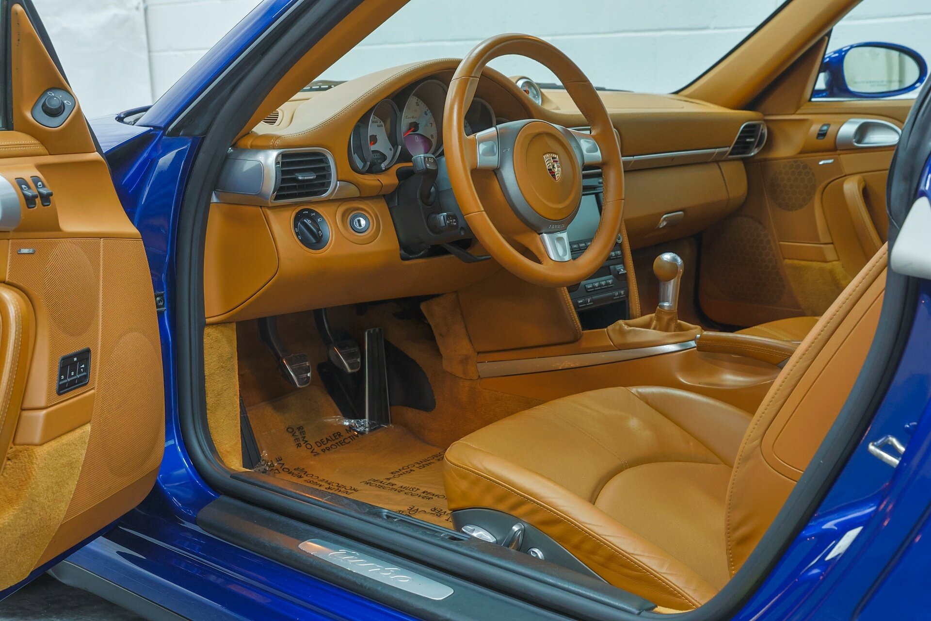 Used 2009 Porsche 911 Turbo image 47