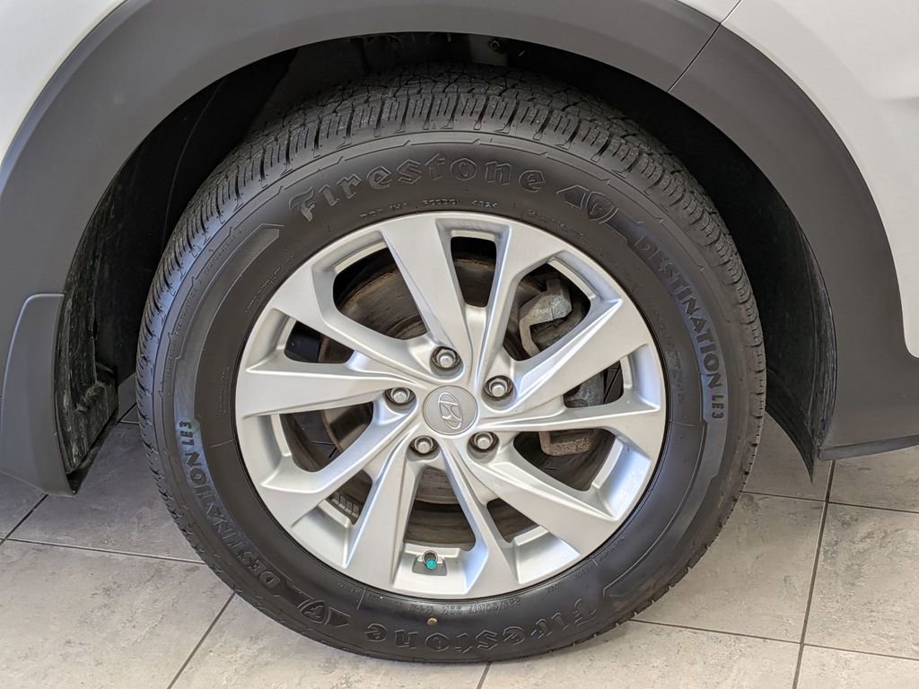 Used 2019 Hyundai Tucson Value AWD/4WD image 12