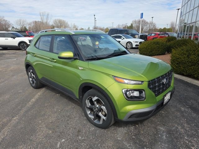 Used 2023 Hyundai Venue SEL image 7
