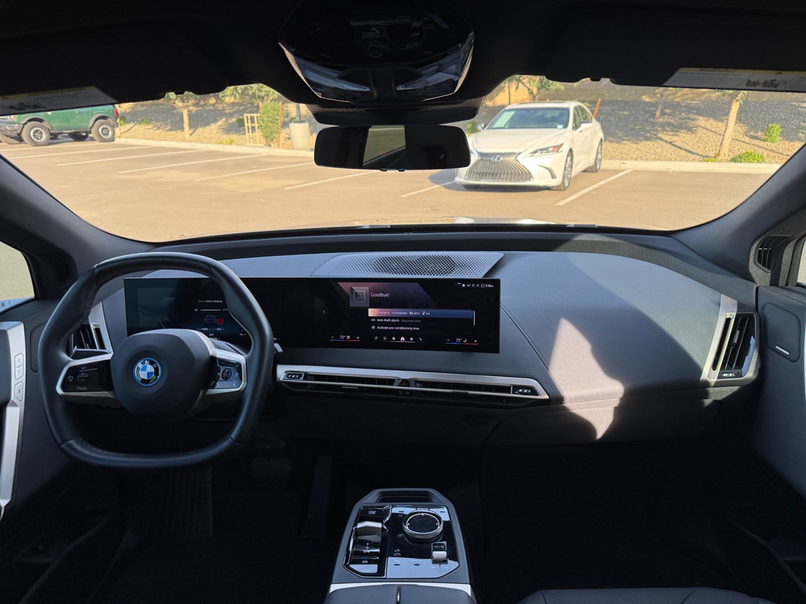 Used 2024 BMW iX xDrive50 w/ Premium Package image 20