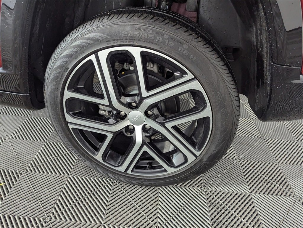 Certified 2024 Jeep Compass Limited w/ Elite Group image 19