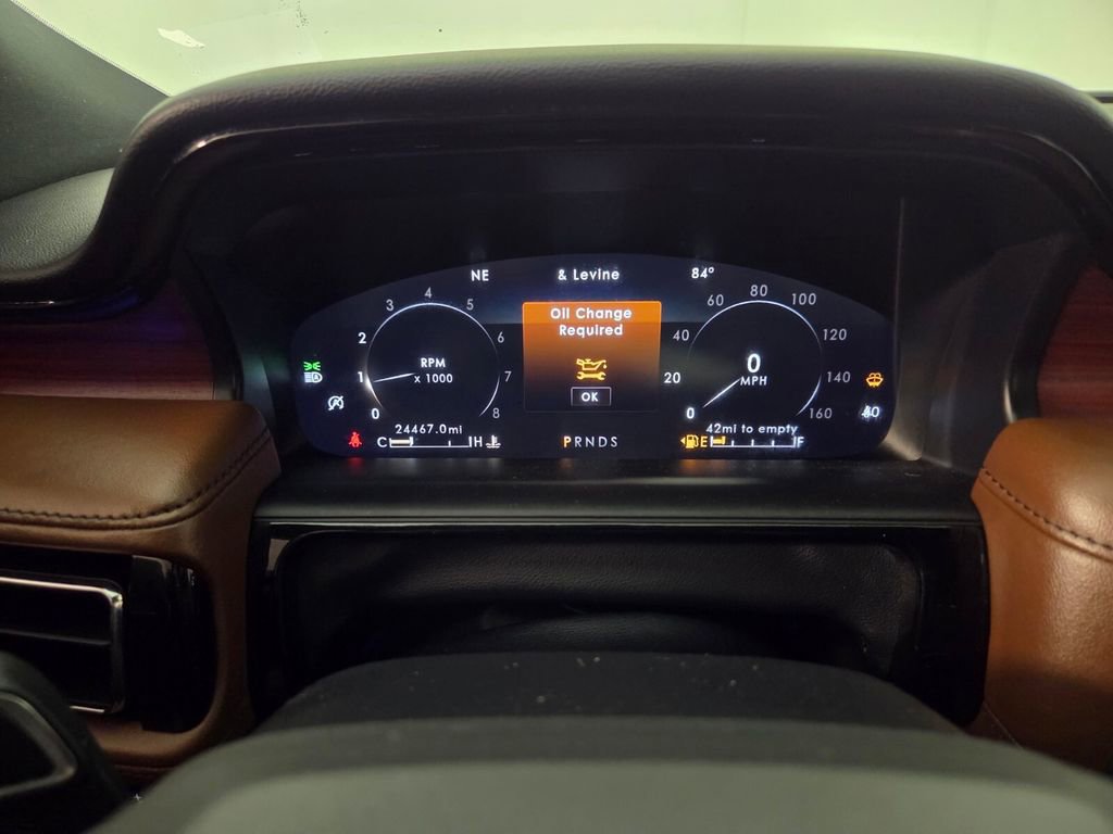 Used 2022 Lincoln Nautilus Reserve w/ Luxury Package image 16