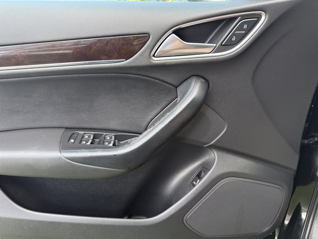 Used 2016 Audi Q3 2.0T Premium Plus w/ Technology Package AWD/4WD image 26