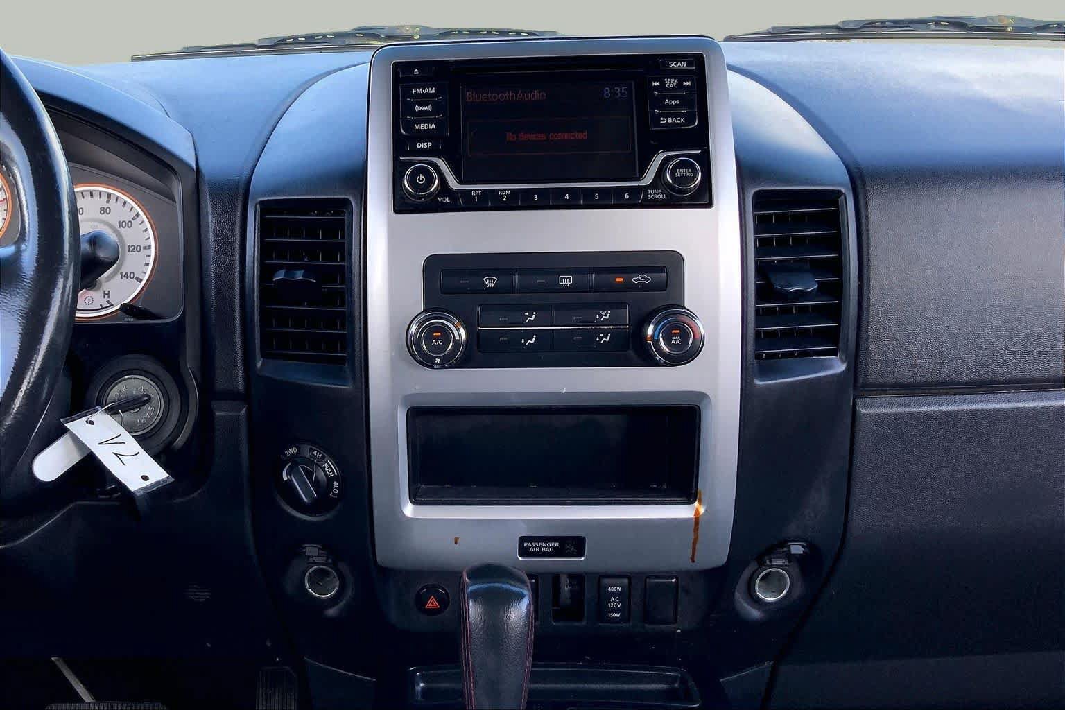 Used 2015 Nissan Titan PRO-4X AWD/4WD image 7
