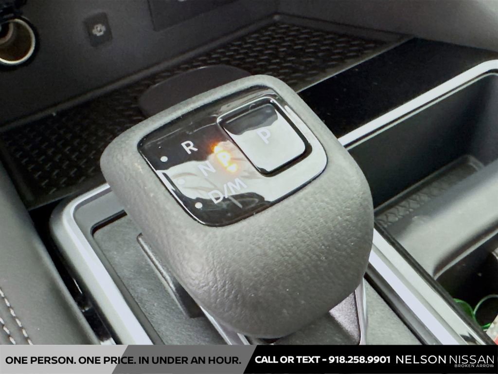 New 2026 Nissan Pathfinder Platinum image 16