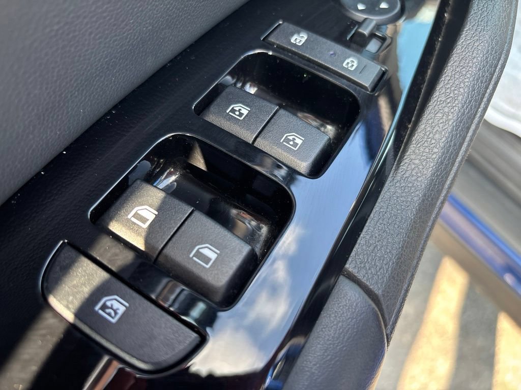 Certified 2024 Kia Sportage EX FWD image 18