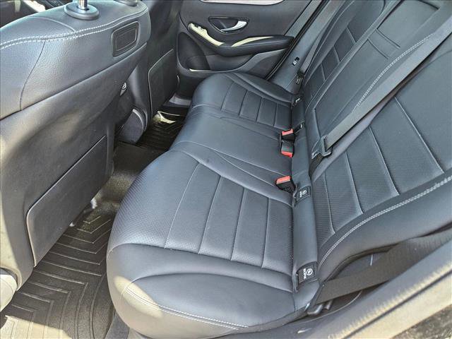 Used 2018 Mercedes-Benz GLC 300 4MATIC image 19