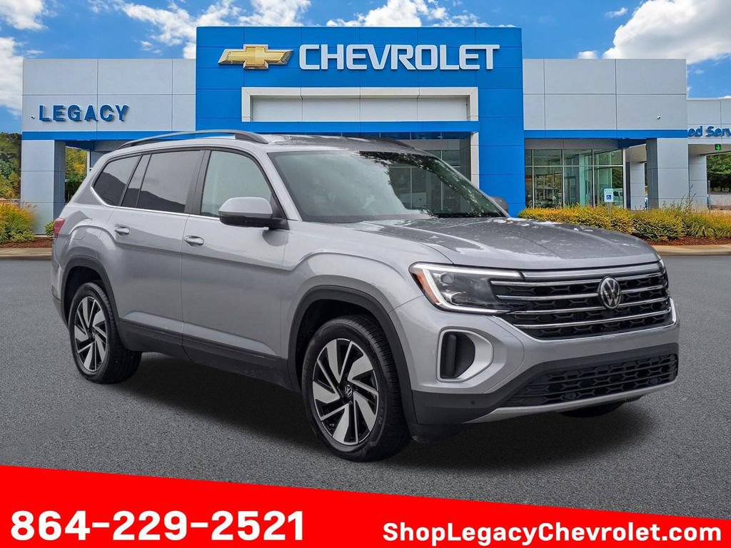 Used 2026 Volkswagen Atlas SE FWD image 1