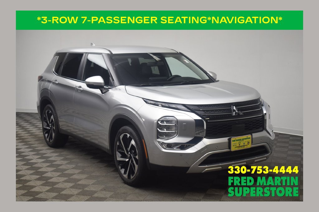 Used 2024 Mitsubishi Outlander SE