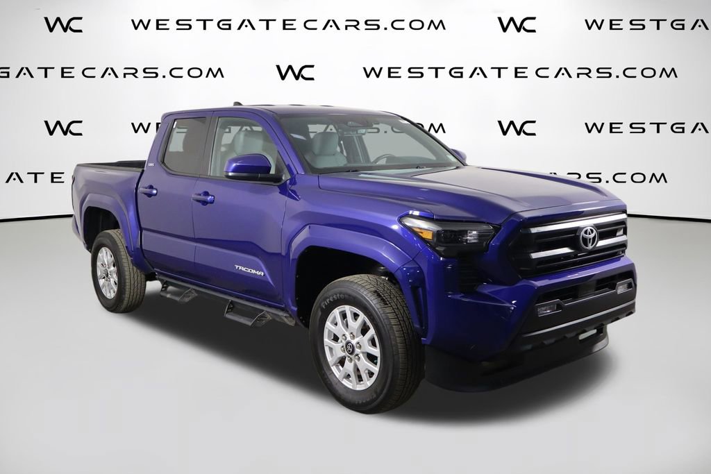 Used 2025 Toyota Tacoma SR5 AWD/4WD image 42