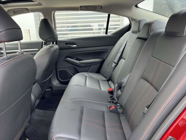 Used 2023 Nissan Altima 2.5 SR w/ SR Premium Package FWD image 15