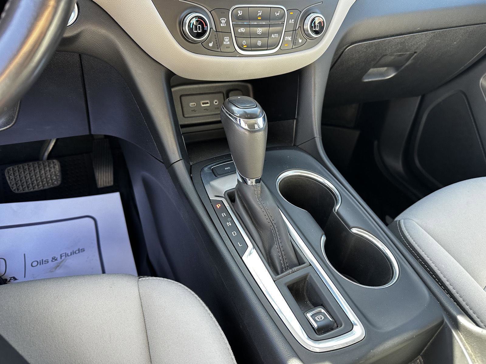 Used 2019 Chevrolet Equinox LT AWD/4WD image 18