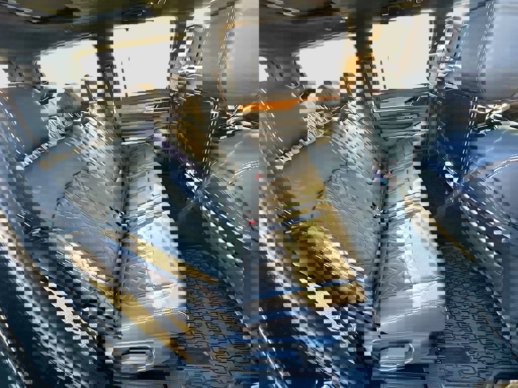 New 2024 Jeep Grand Wagoneer Series III w/ Rear Seat Video Group 1 image 34