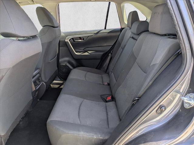 Used 2019 Toyota RAV4 XLE w/ Carpet Mat Package FWD image 18