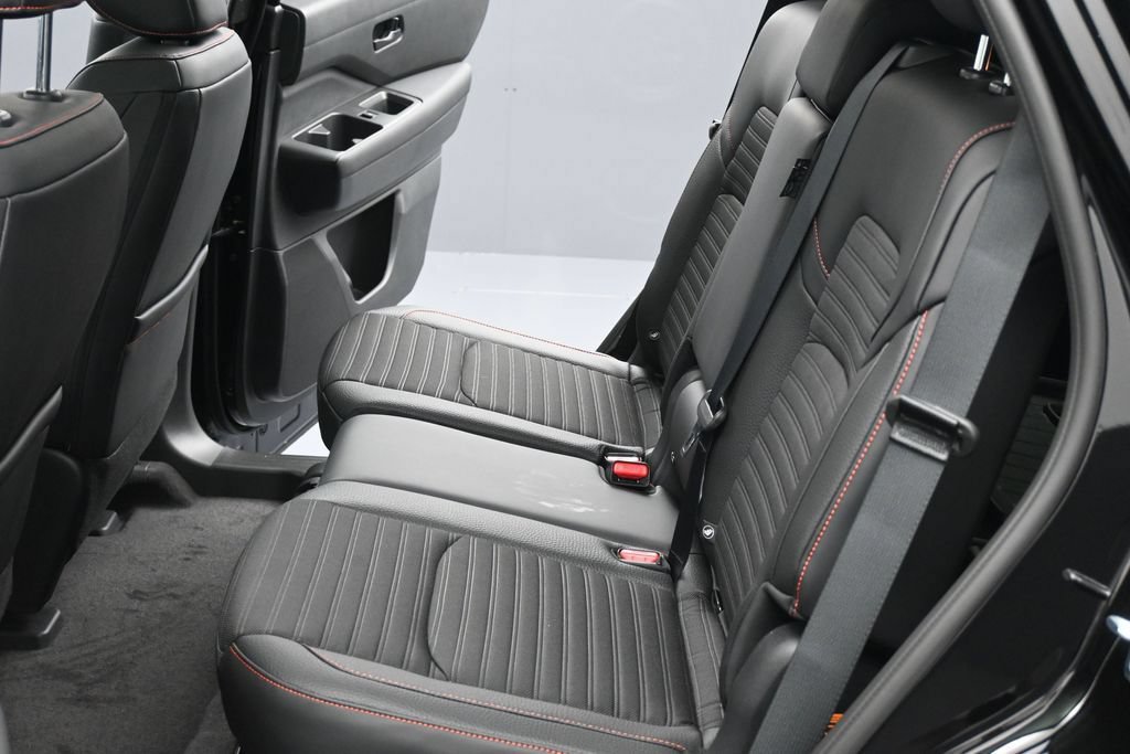 New 2026 Nissan Pathfinder Rock Creek AWD/4WD image 19