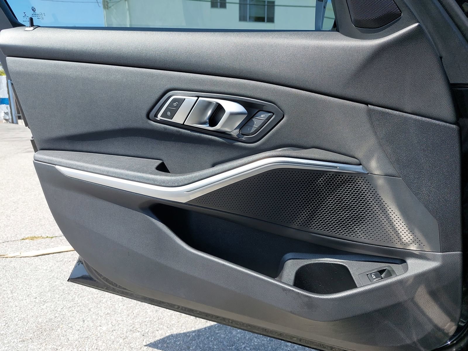 Used 2021 BMW 330i Sedan w/ M Sport Package image 25