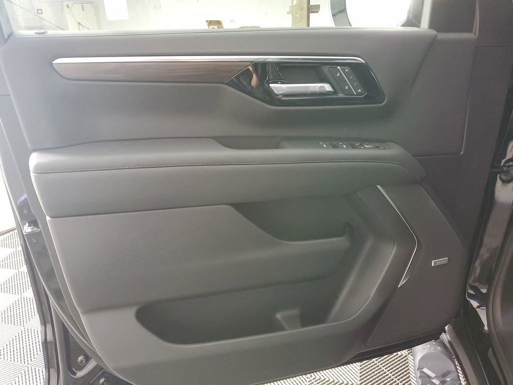 New 2026 Chevrolet Tahoe Z71 w/ Z71 Off-Road Package image 28