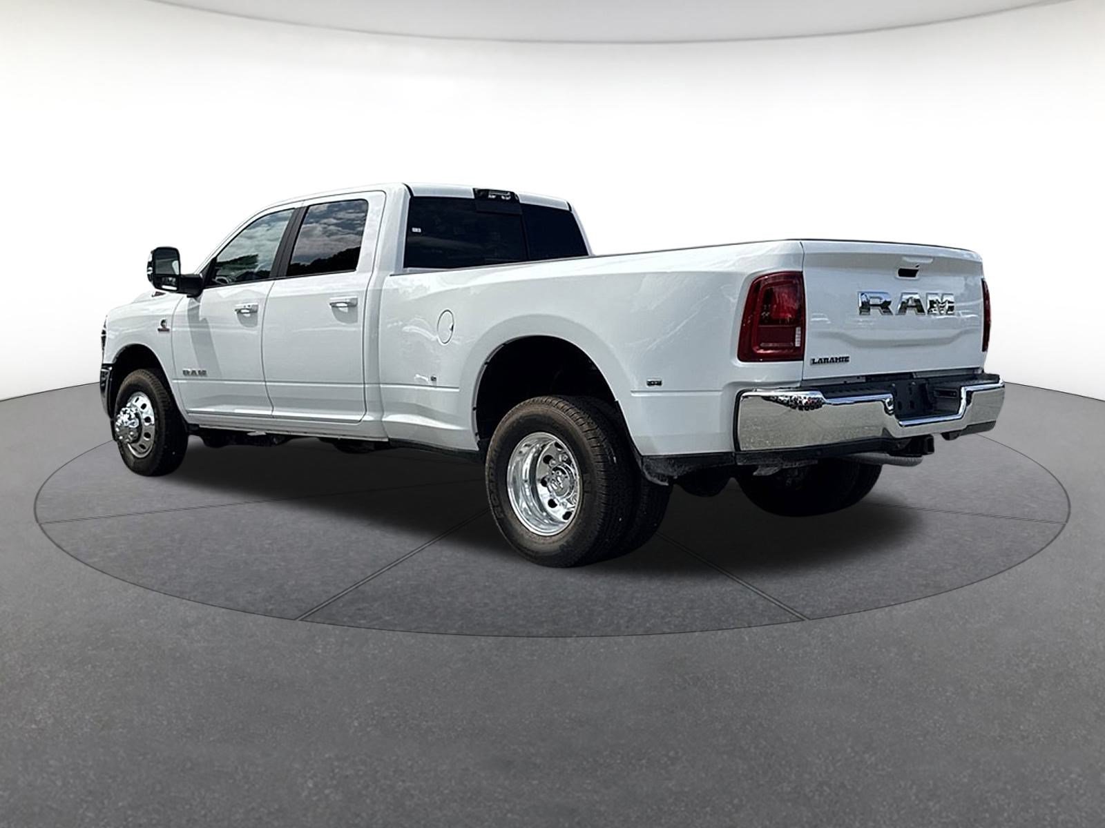 New 2025 RAM 3500 Laramie RWD image 26
