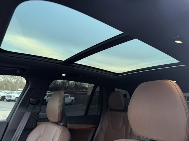 Used 2025 Volvo XC90 B6 Plus w/ Protection Package Premier image 14