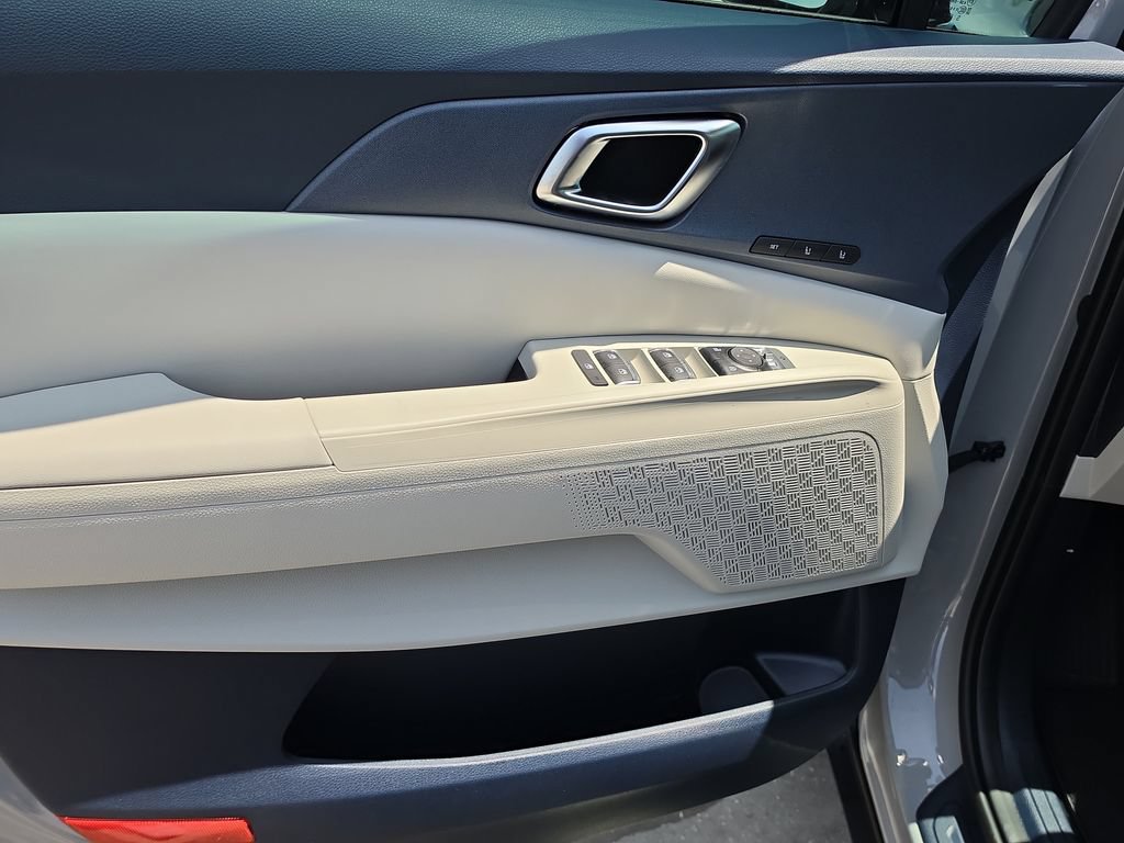 New 2026 Kia Carnival SX FWD image 19