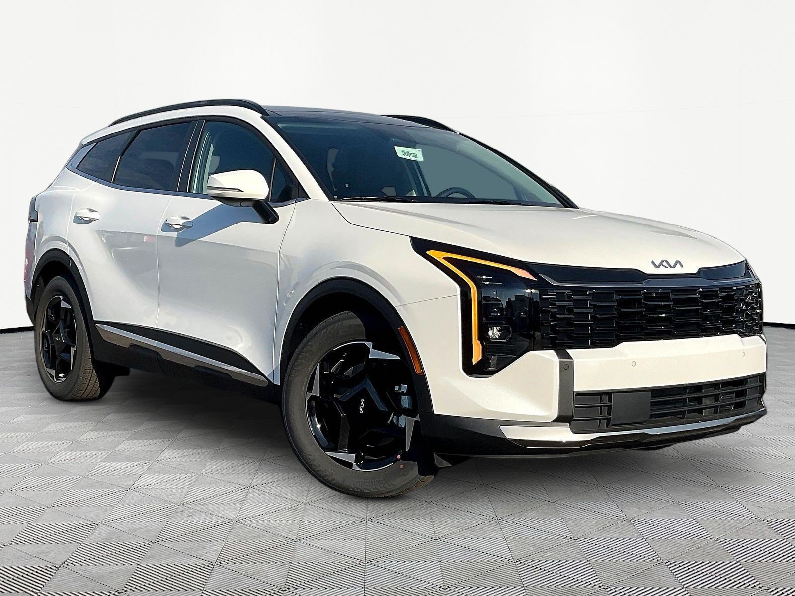 New 2027 Kia Sportage EX FWD image 3