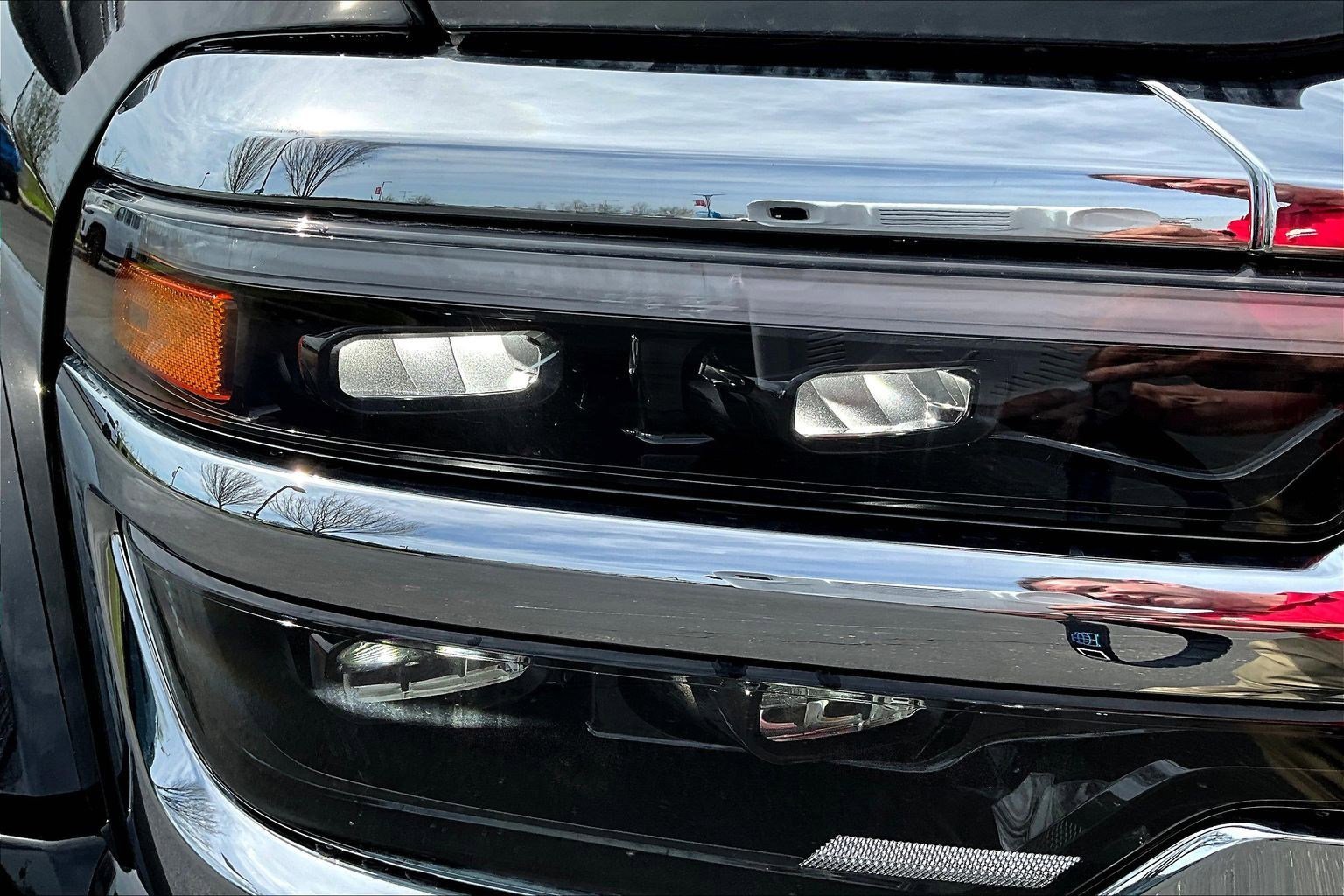 New 2026 RAM 4500 4x4 Crew Cab DRW image 8