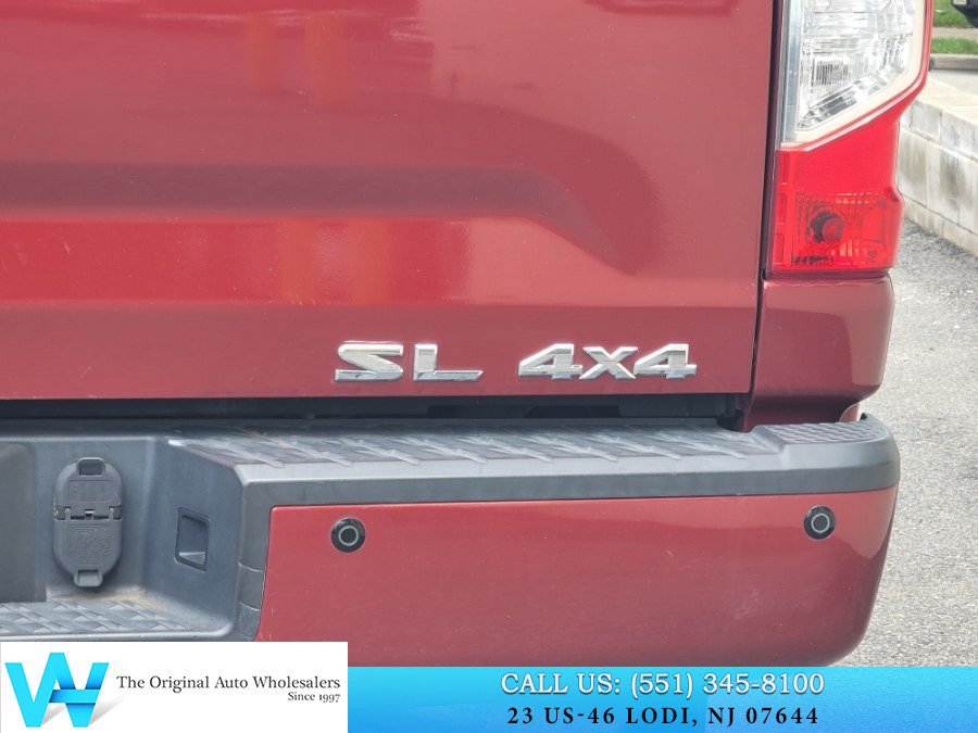 Used 2019 Nissan Titan SL AWD/4WD image 32
