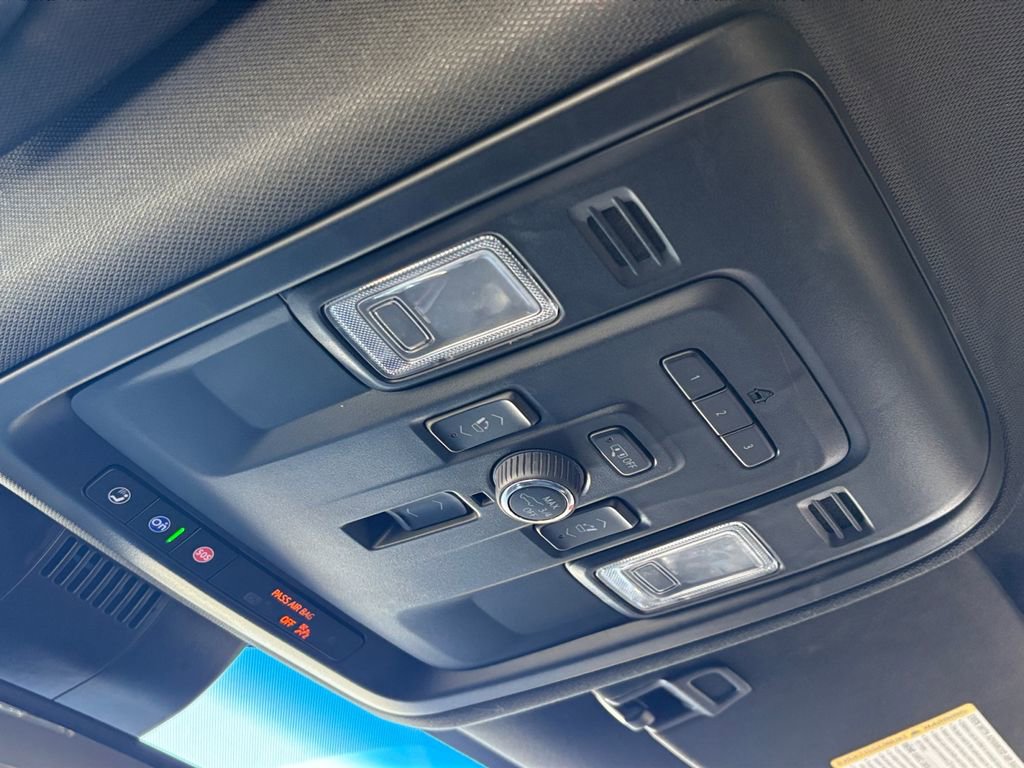 Used 2023 Chevrolet Tahoe Premier RWD image 30