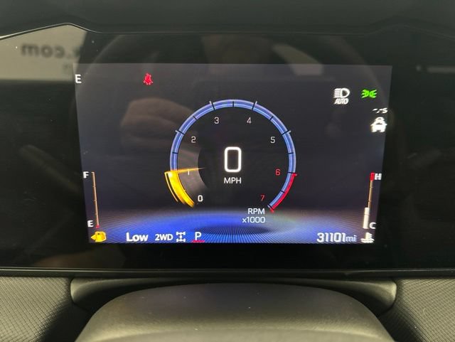 Used 2025 Chevrolet TrailBlazer LT AWD/4WD image 13