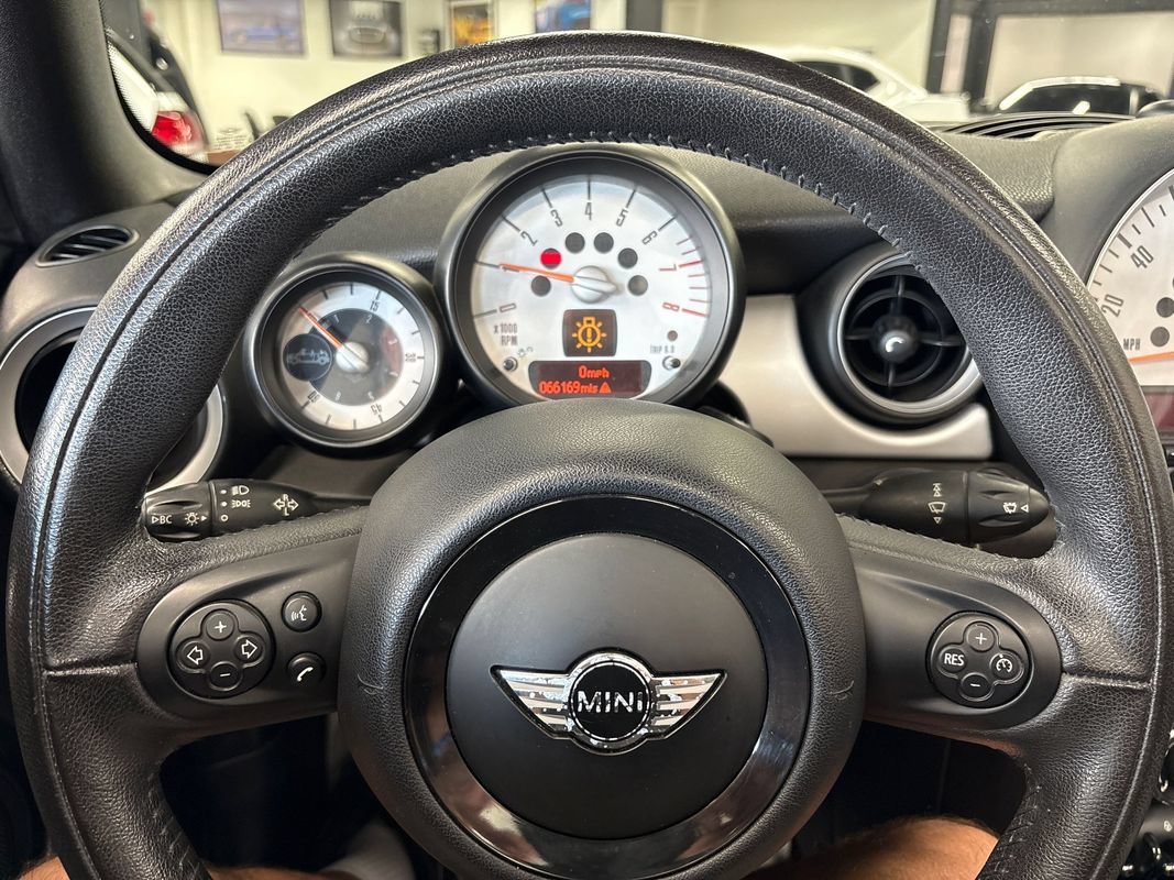 Used 2013 MINI Cooper Convertible FWD image 42