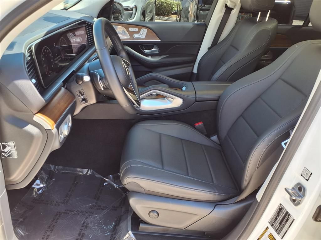 Used 2025 Mercedes-Benz GLE 350 4MATIC w/ Winter Package image 20