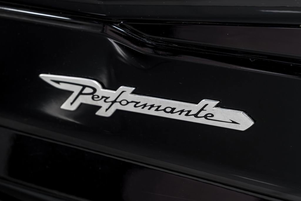 Used 2023 Lamborghini Urus Performante AWD/4WD image 58